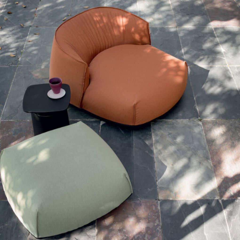 mobilier outdoor design par extra muros brest