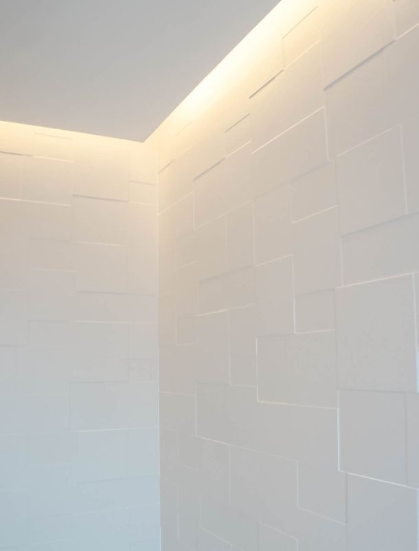 sous plafond avec lumière intégrée