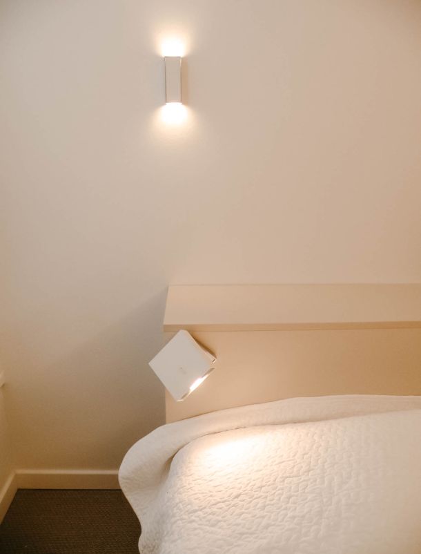 luminaires design dans une chambre à coucher
